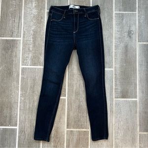 Hollister Size 29R/8 Curvy High Rise Jean Legging